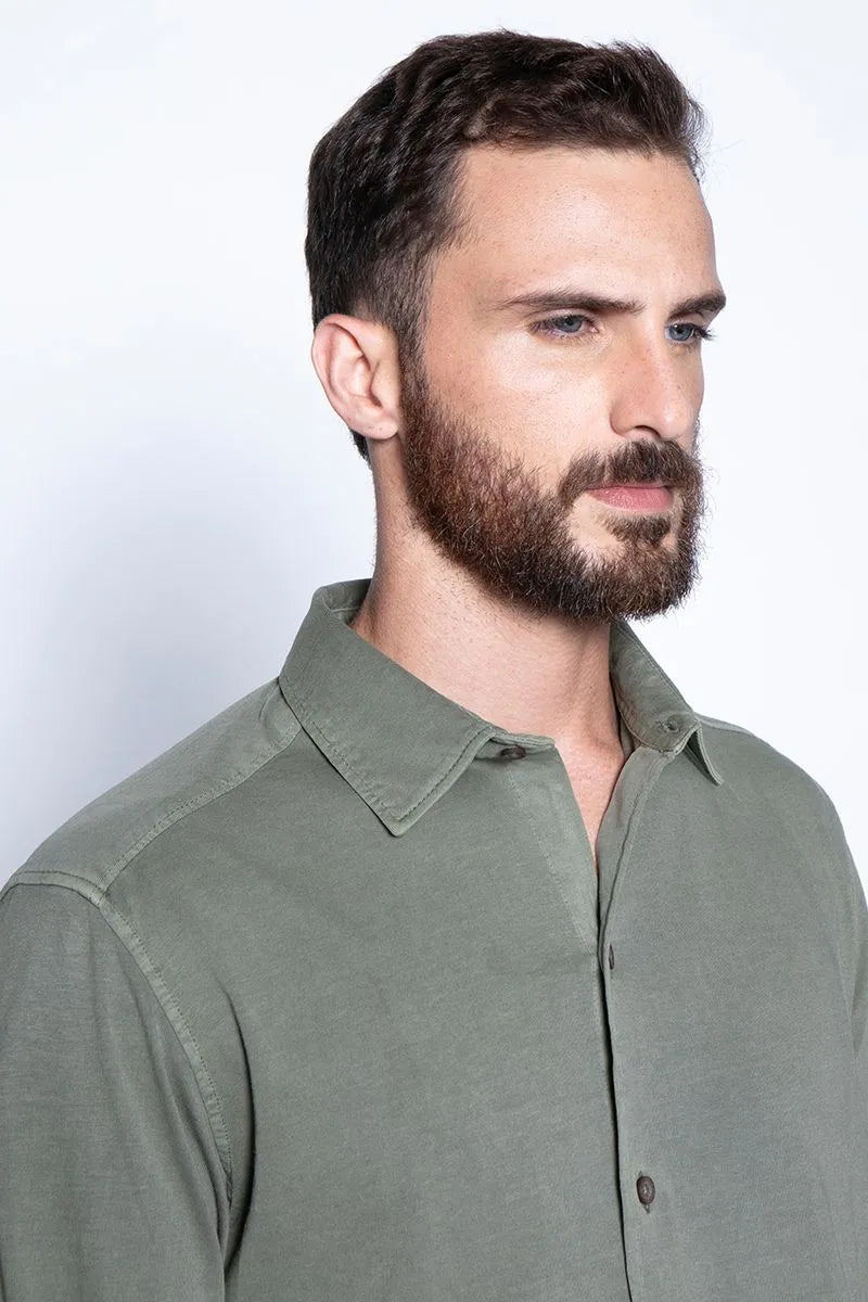 Camisa Hombre Jersey Garment Dyed Verde