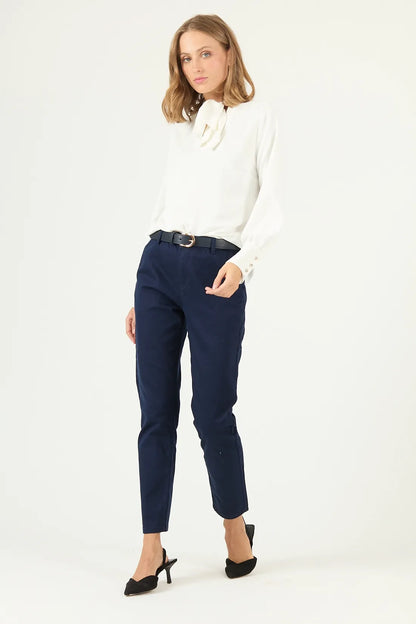 pantalon-mujer-slim-fit-azul-marino