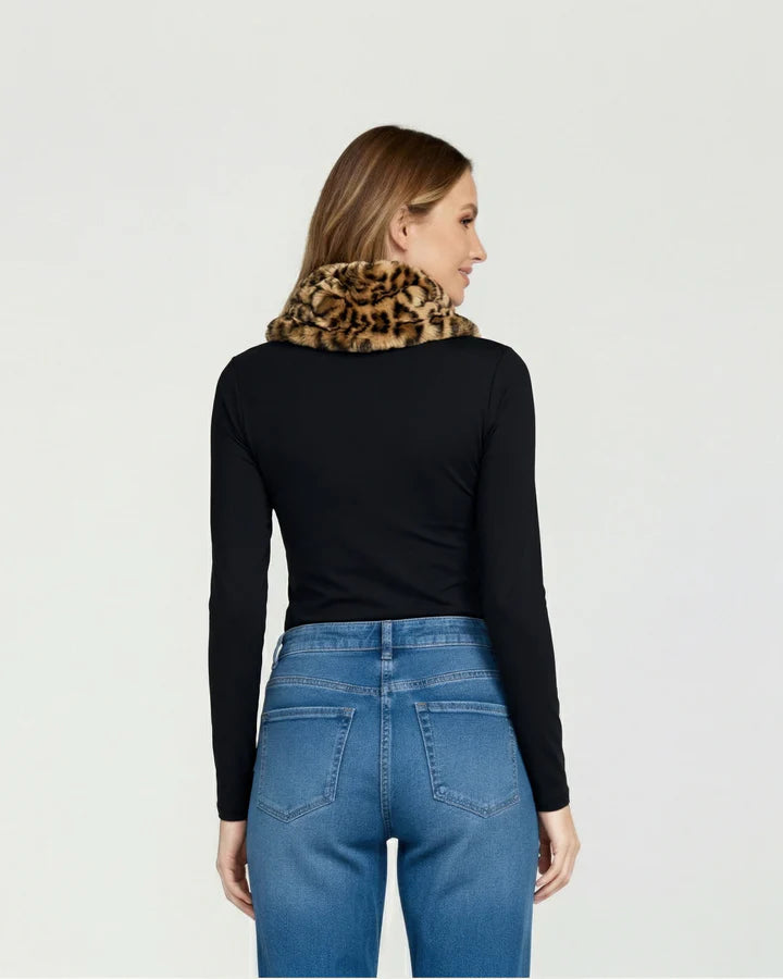 Cuello Mujer Soledad Camel