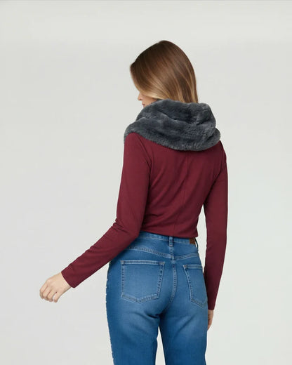 Cuello Mujer Stella Gris