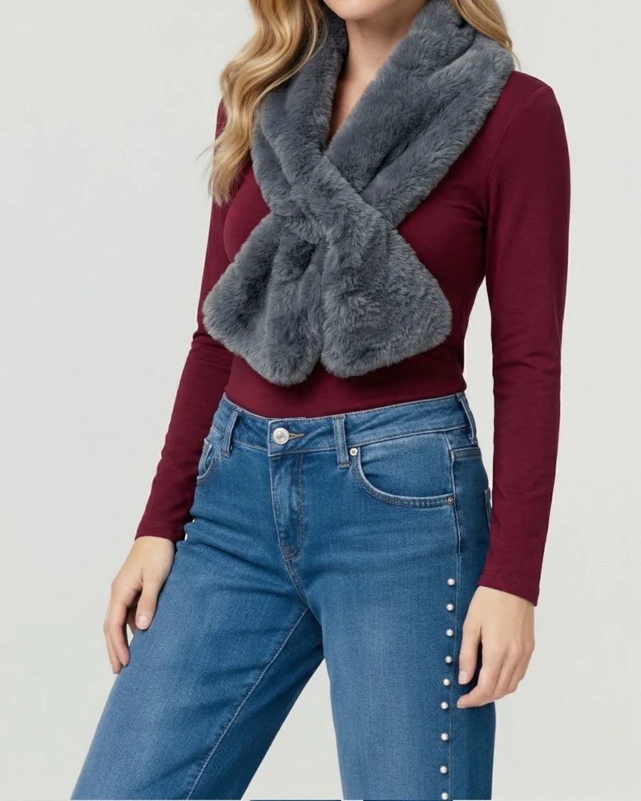 Cuello Mujer Stella Gris