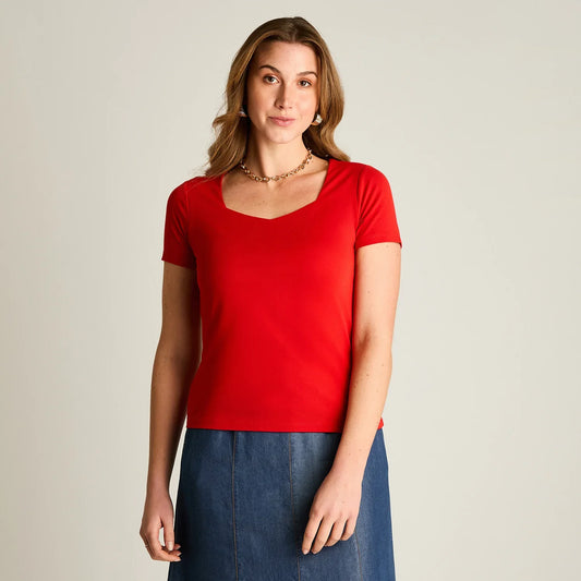 Polera Mujer Escote Cuadrado y Calce Cómodo Roja
