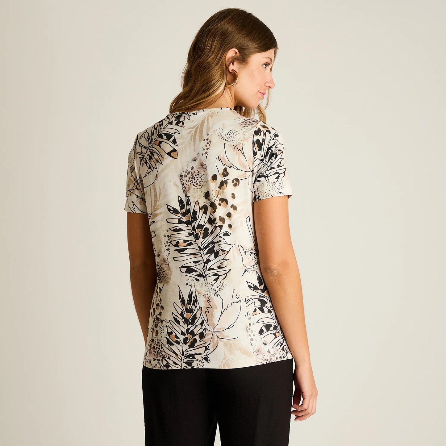 Polera Mujer Estampado Natural Manga Corta Beige