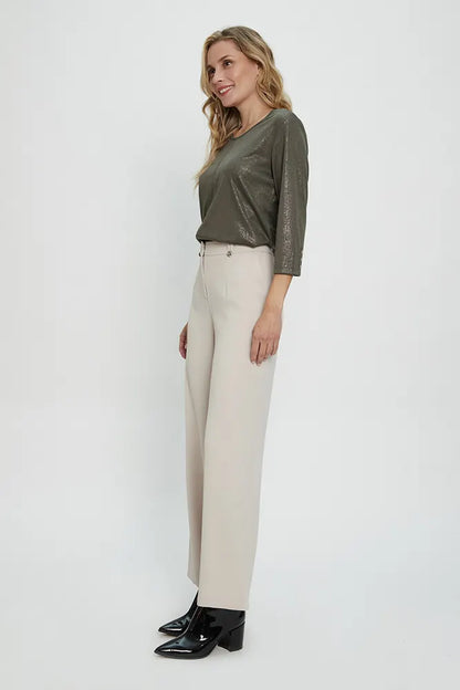 Pantalón Mujer Con Pinza Y Botón Decorativo Beige