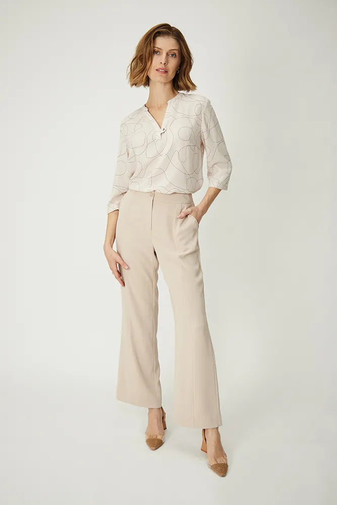 Pantalón Mujer Con Corte En Piernas Beige