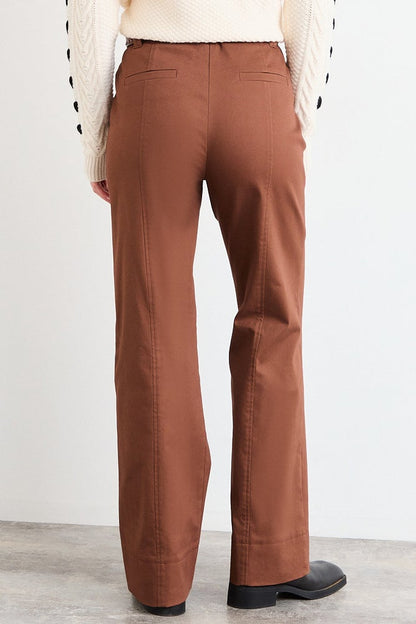 Pantalon Mujer Gabardina Con Rebeca Y Doble Pasador Café