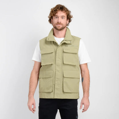 Cortaviento Hombre TRVLR Caspar Verde Claro