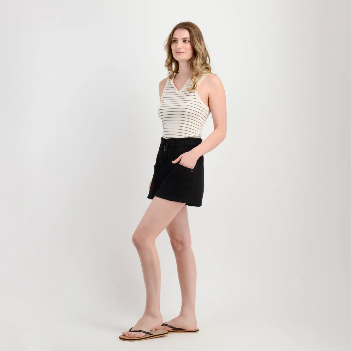 Short Mujer Aloha Negro