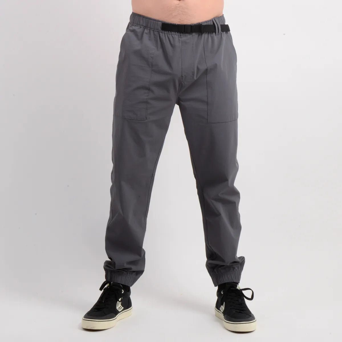 Pantalon Hombre TRVLR Mission Gris Oscuro