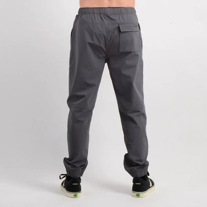 Pantalon Hombre TRVLR Mission Gris Oscuro