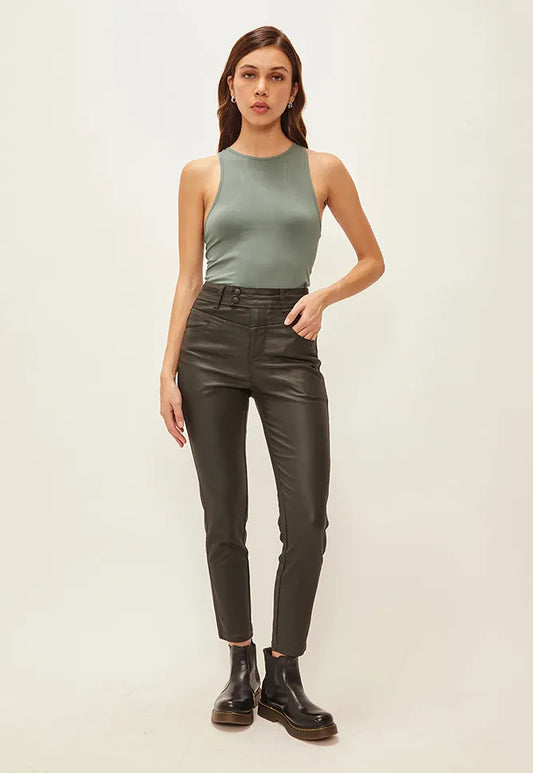 Jeans Mujer Skinny Con Proceso Recubierto Y Cintura Cruzada Con Abroches Verde Pistacho