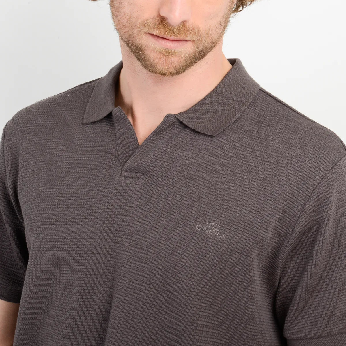 Polera Hombre Tejida Manga Corta Rivera Gris Oscuro