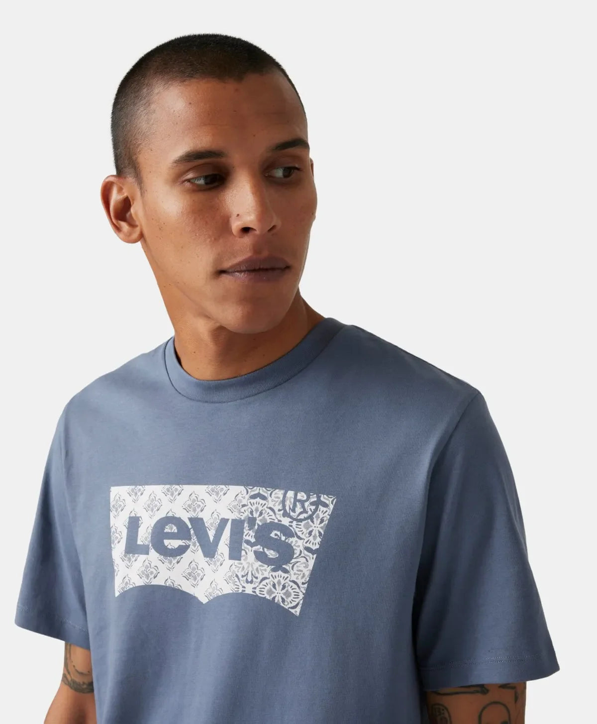 polera-hombre-graphic-crewneck-tee-azul