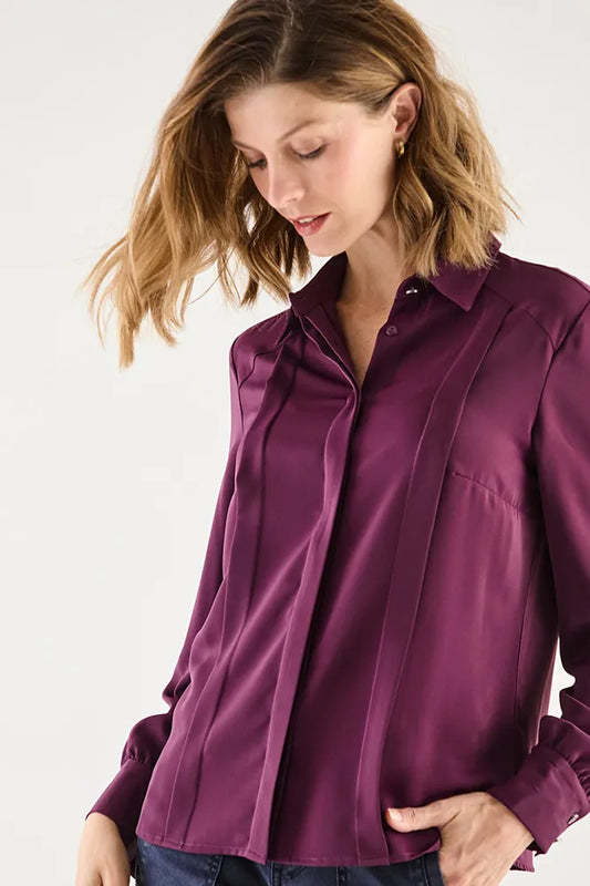 blusa-mujer-camisera-con-plizados-burdeo