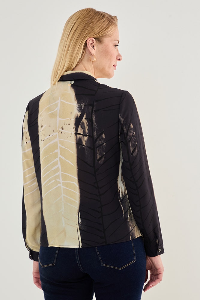 Blusa Camisera con Plizados Verticales en Costados