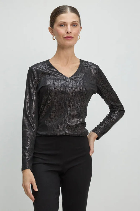 polera-mujer-estampado-brillante-negro-