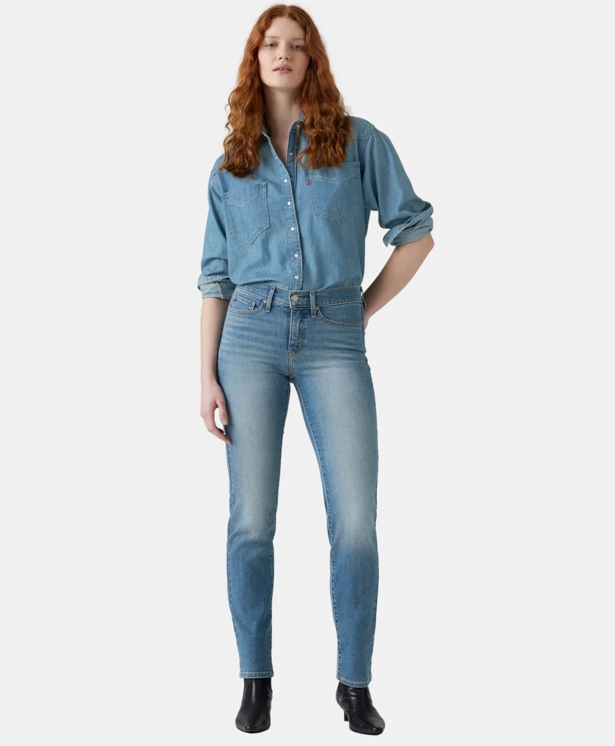 jeans-mujer-levi's-314-shaping-straight-celeste-clasico