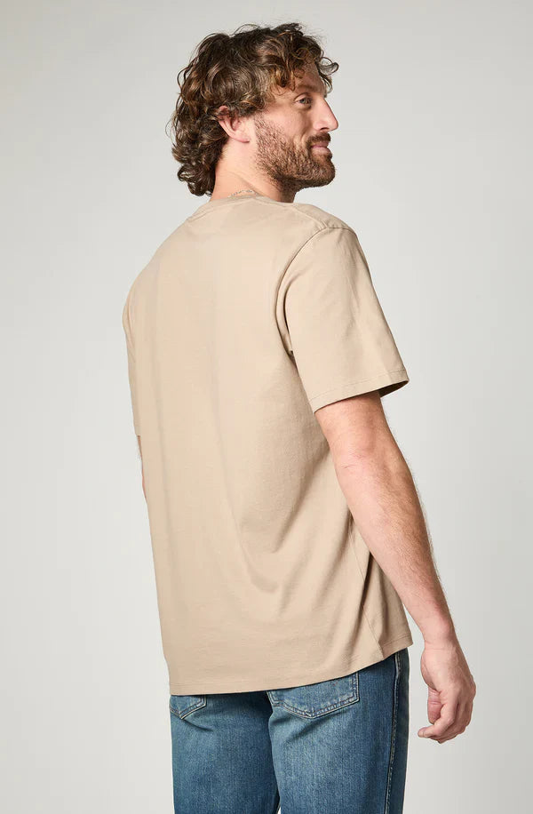 polera-hombre-wrangler-jeans-beige