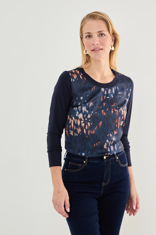 Polera Mujer con Delantero Satinado y Cuello con Pespuntes Decorativos Azul Marino
