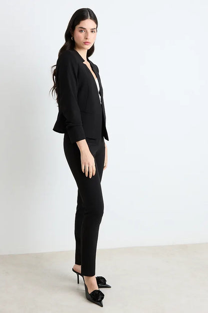 blazer-mujer-liso-de-tope-negro