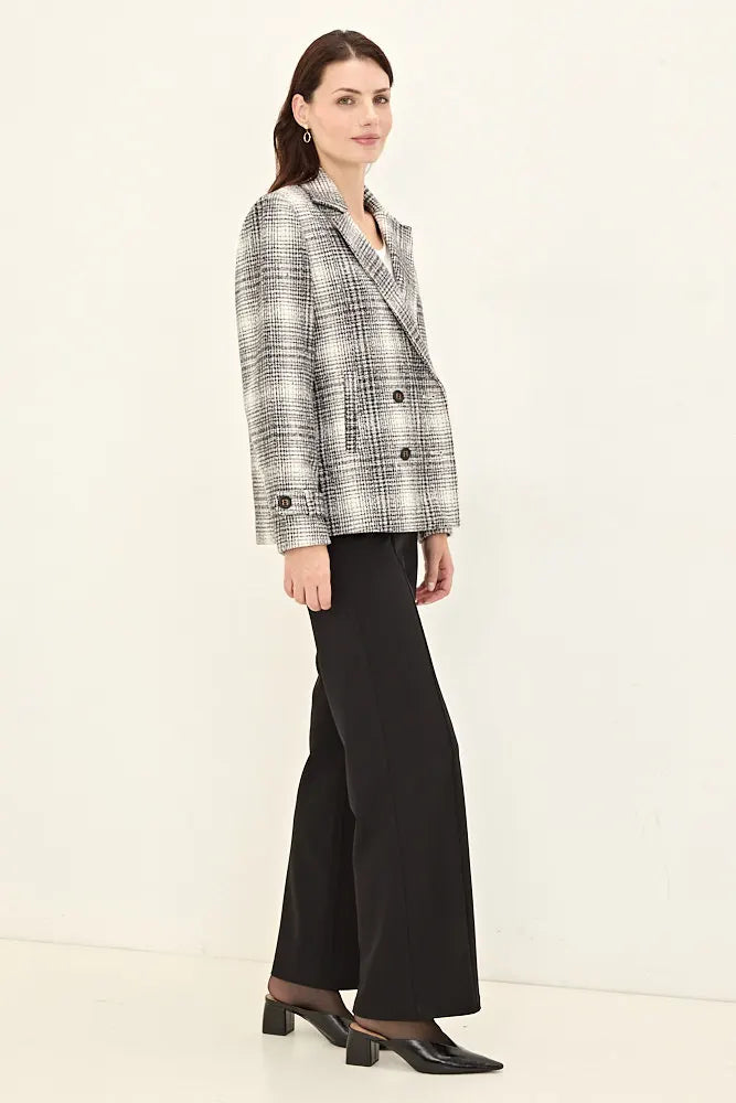 blazer-mujer-de-muflon-cuadrille-negro