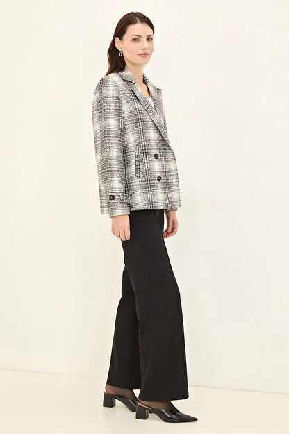 blazer-mujer-de-muflon-cuadrille-negro