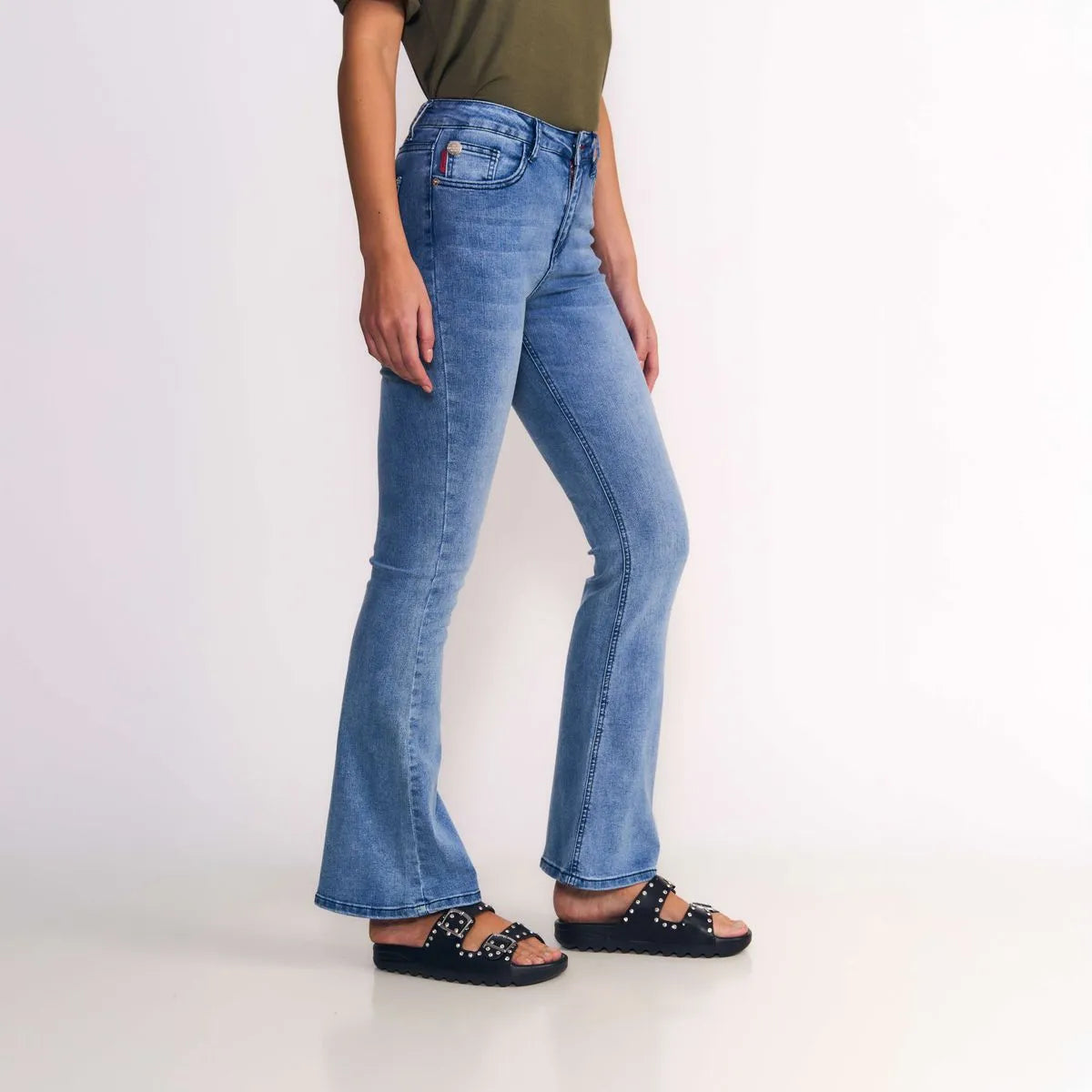 jeans-mujer-polly-tiro-ultra-alto-light-blue