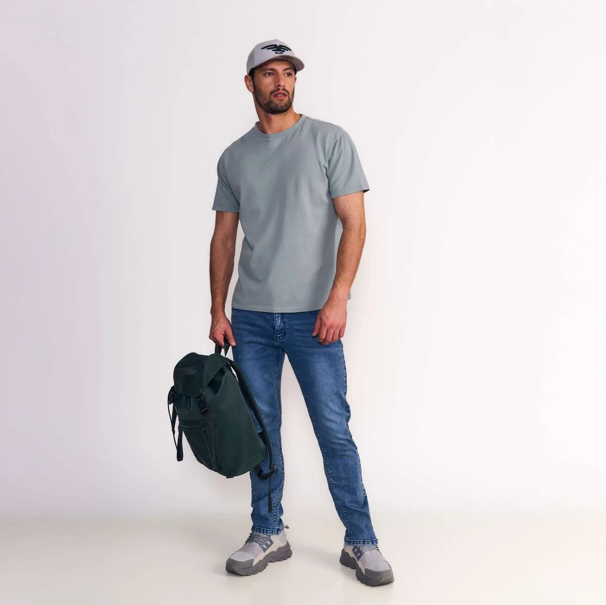 jeans-hombre-slim-tiro-medio-techno-fabric