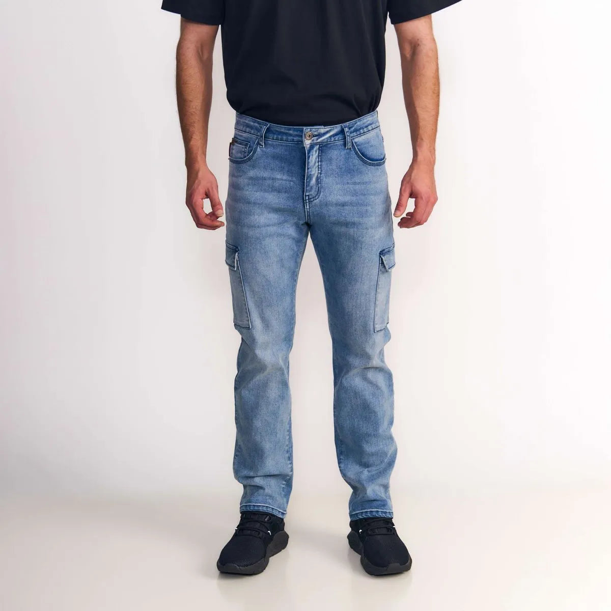 jeans-hombre-cargo-tiro-alto-azulino