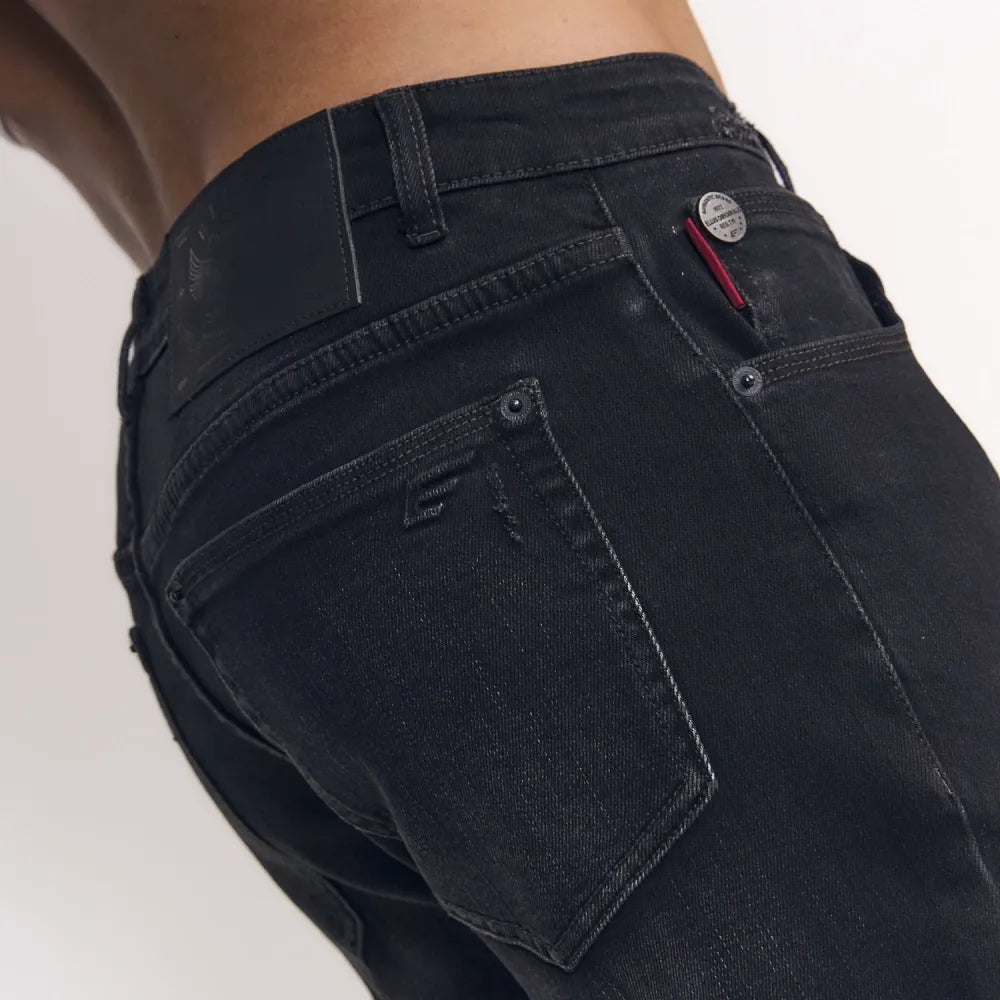 jeans-hombre-straight-tiro-alto-emboss-negro