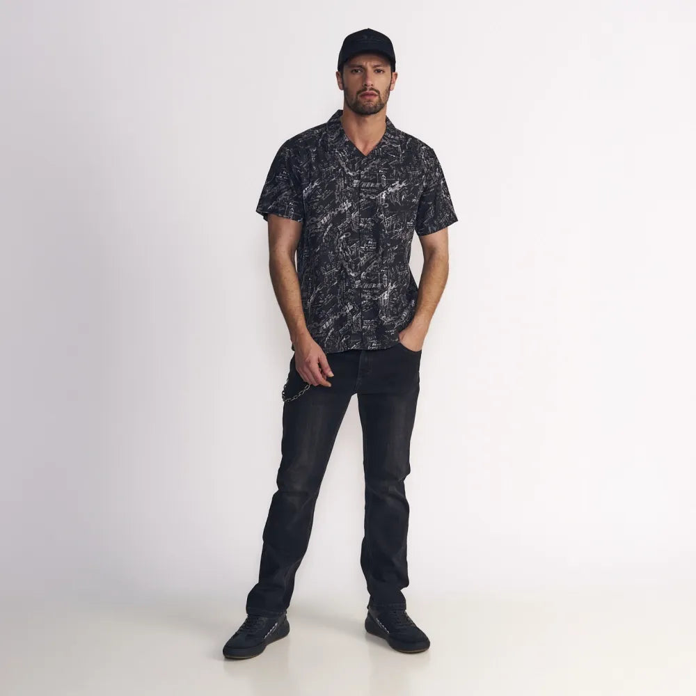 jeans-hombre-straight-tiro-alto-emboss-negro