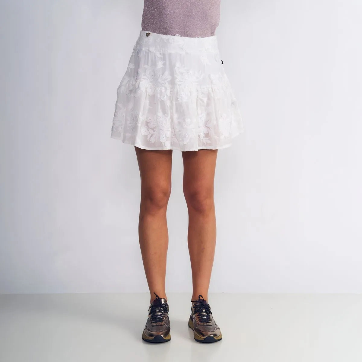 falda-corta-romantic-boho-blanco