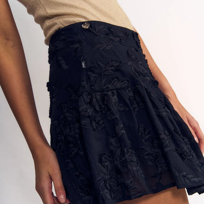 falda-corta-romantic-boho-negro