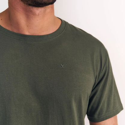 polera-hombre-manga-corta-básica-logo-embroidery-verde