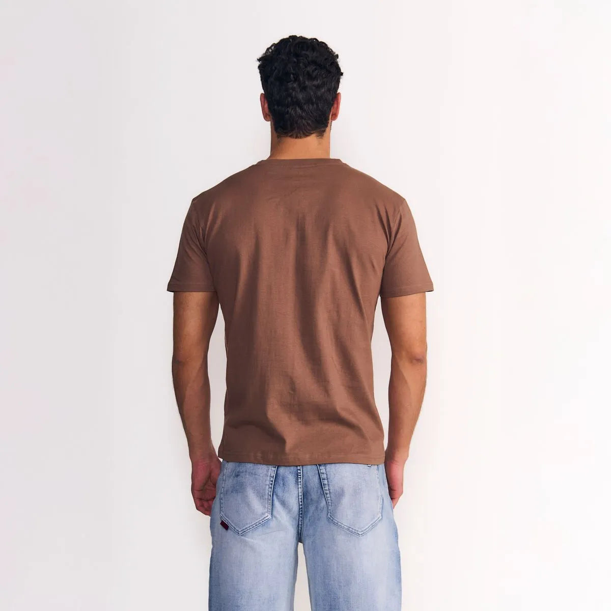 polera-hombre-manga-corta-básica-logo-embroidery-arena