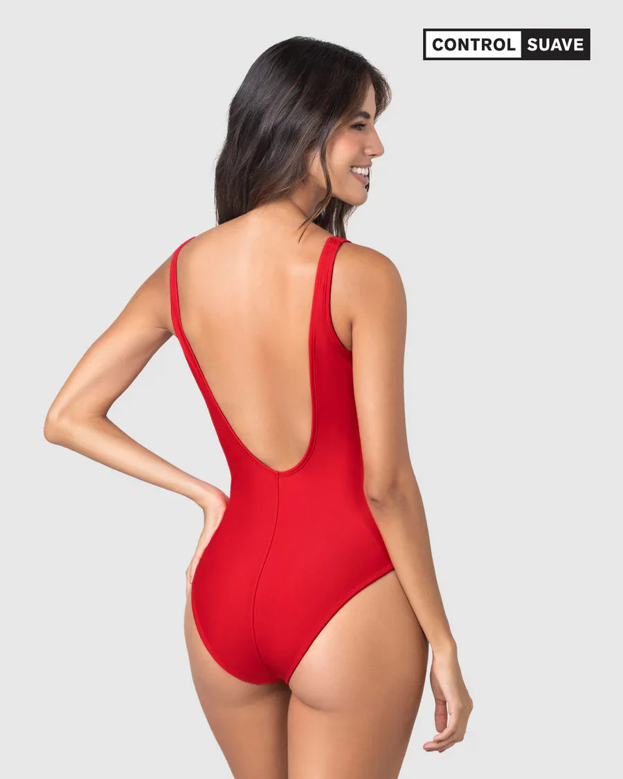 traje-de-baño-mujer-entero-escote-profundo-rojo-