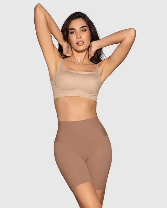 Short Mujer De Control Moderado Aspecto Invisible Con Fajón Antideslizante Café