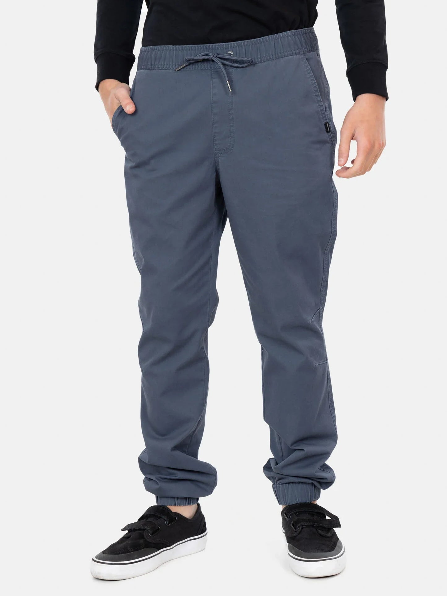 pantalon-hombre-jogger-maui-young-classic-azul-