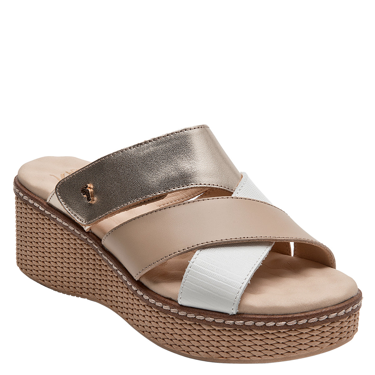 Sandalia Mujer Con Hebilla Metálica Cuero Beige