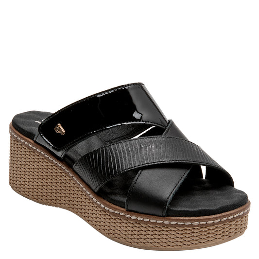 Sandalia Mujer Con Hebilla Metálica Cuero Negro