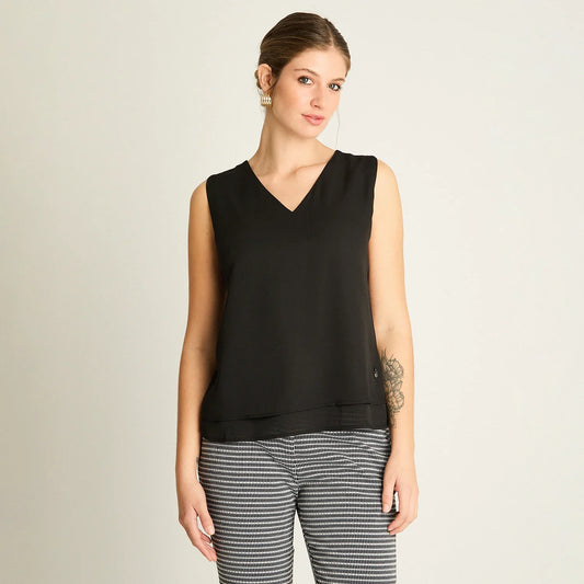 Peto Mujer Negro con Escote V y Volante