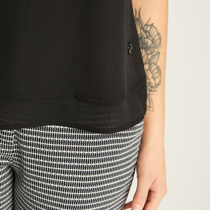 Peto Mujer Negro con Escote V y Volante