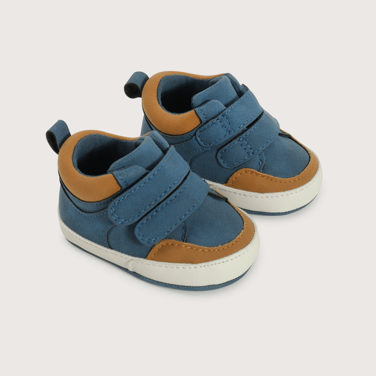 Zapatilla bebé niño con velcros azul