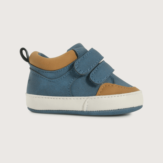 Zapatilla bebé niño con velcros azul
