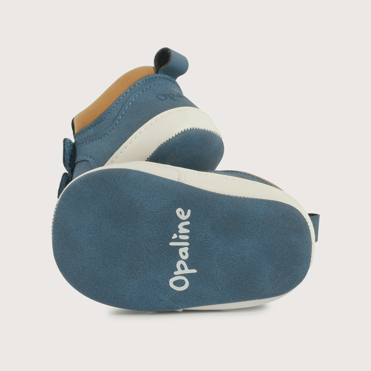 Zapatilla bebé niño con velcros azul