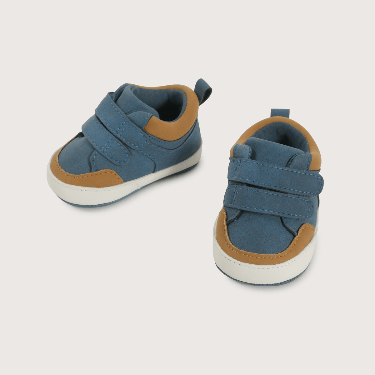 Zapatilla bebé niño con velcros azul