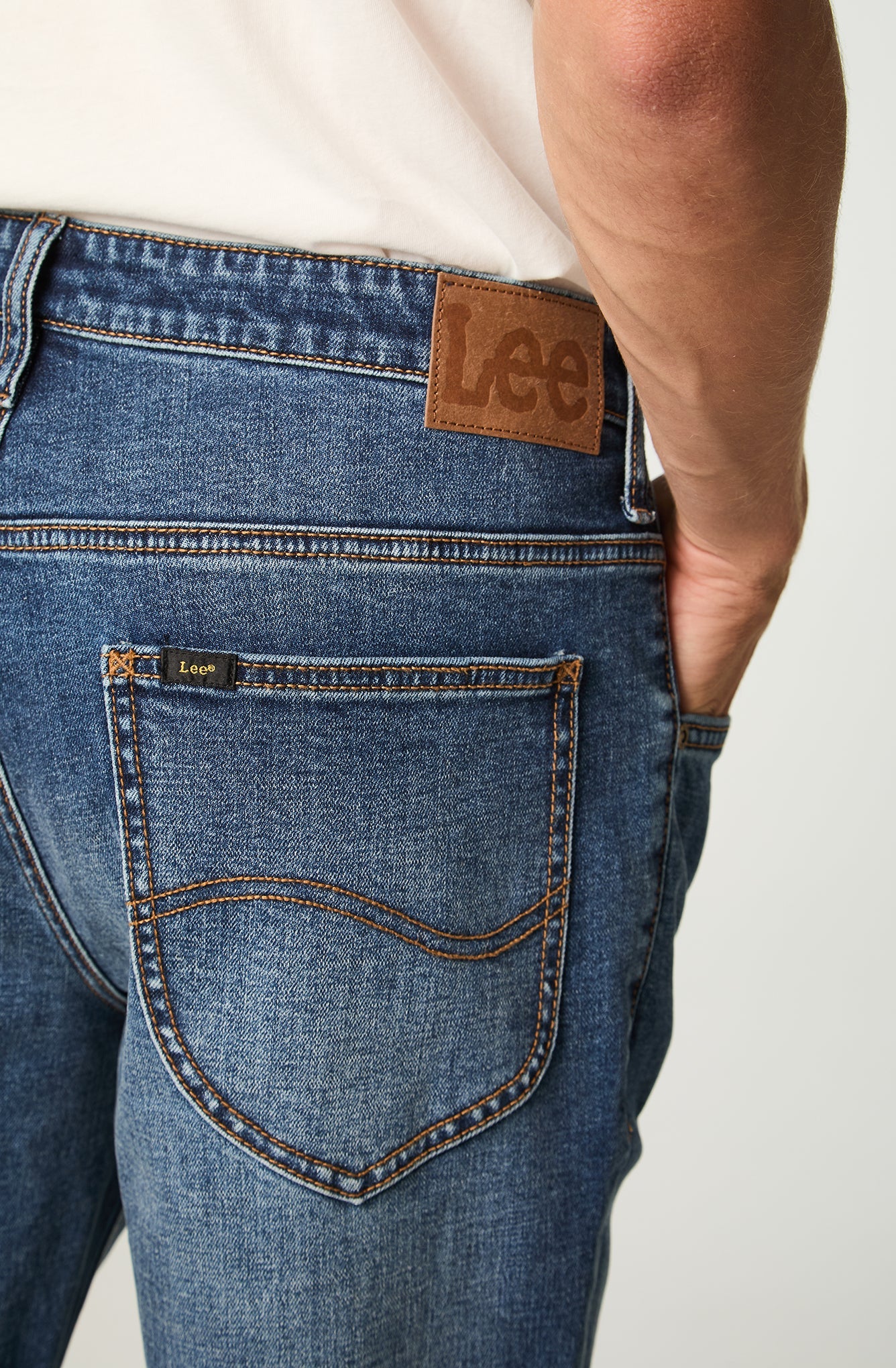 Jeans Hombre Straight Azul Medio Roberto
