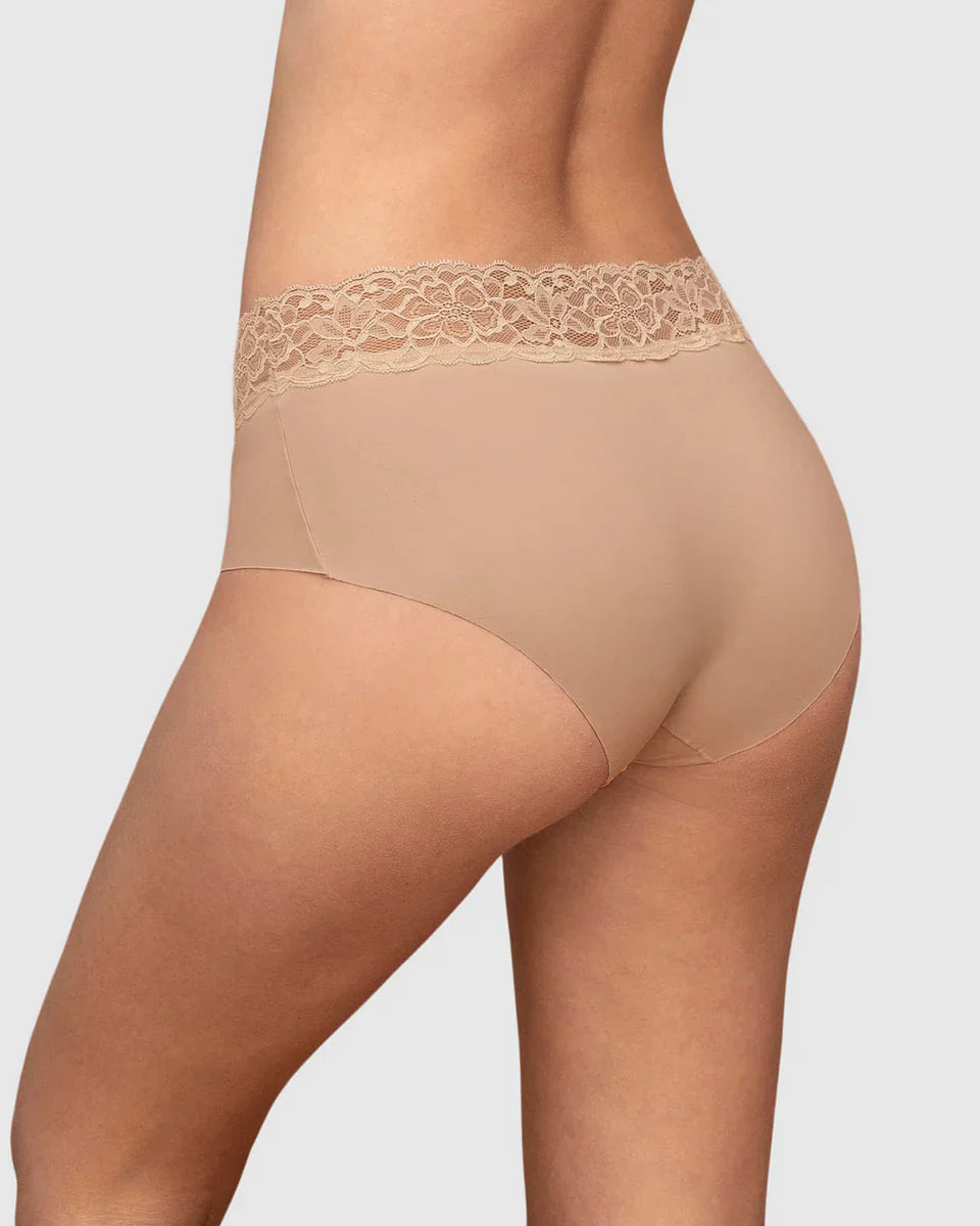 Calzón Hípster En Tela Ultraliviana Con Franja De Encaje Beige