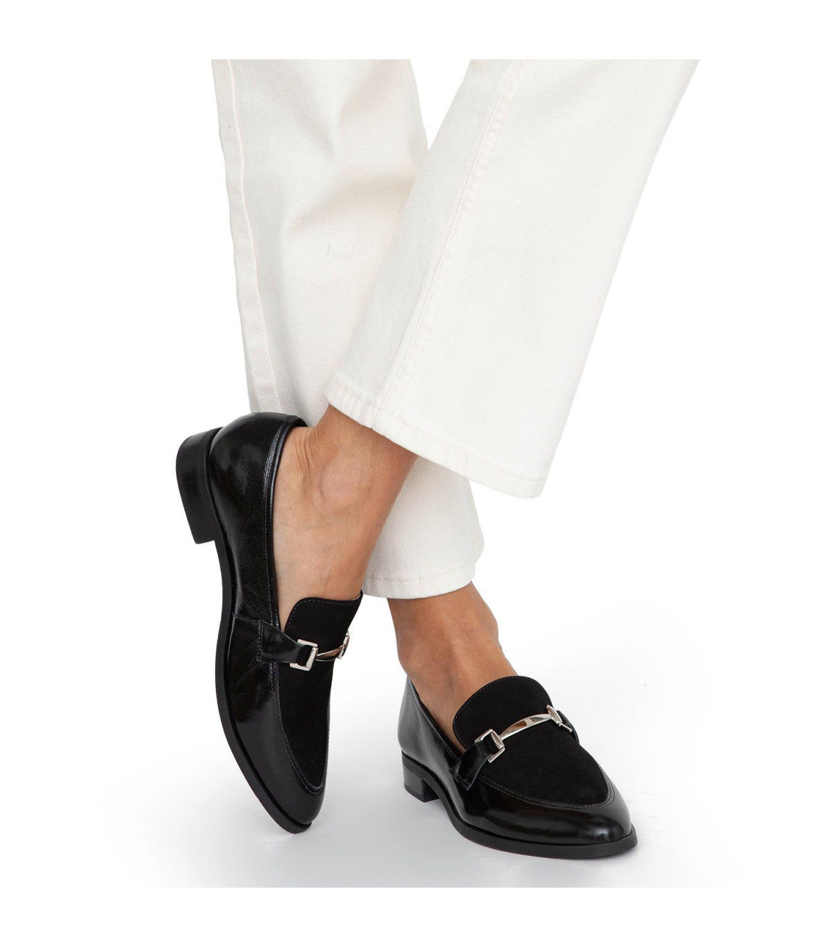 Mocasín Mujer Cruz Negro