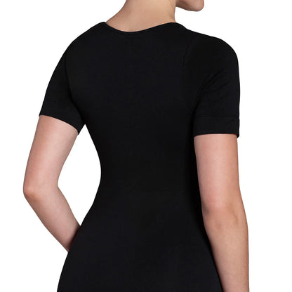 Polera Mujer Esencial Manga Corta Negro